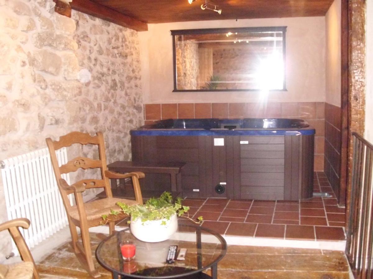 Casa Rural Con Jacuzzi Taberna Del Tio Pedro Cabanas de Polendos Buitenkant foto