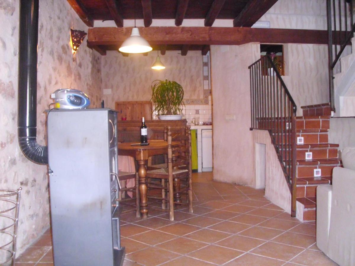 Casa Rural Con Jacuzzi Taberna Del Tio Pedro Cabanas de Polendos Buitenkant foto